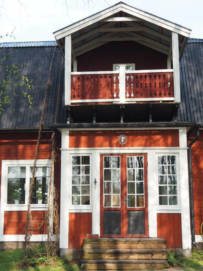 Orsastuguthyrning-Kyrkbyn Villa Eksteriør bilde