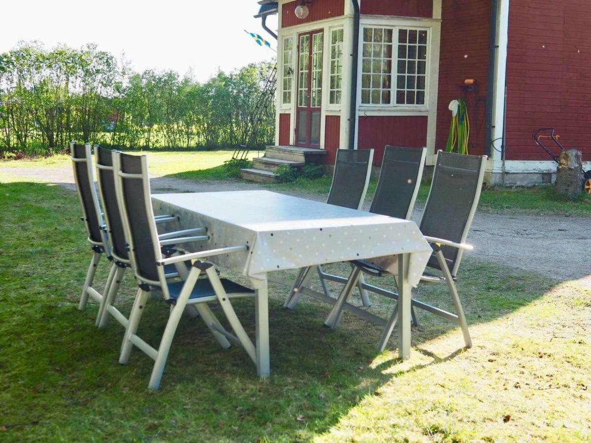 Orsastuguthyrning-Kyrkbyn Villa Eksteriør bilde